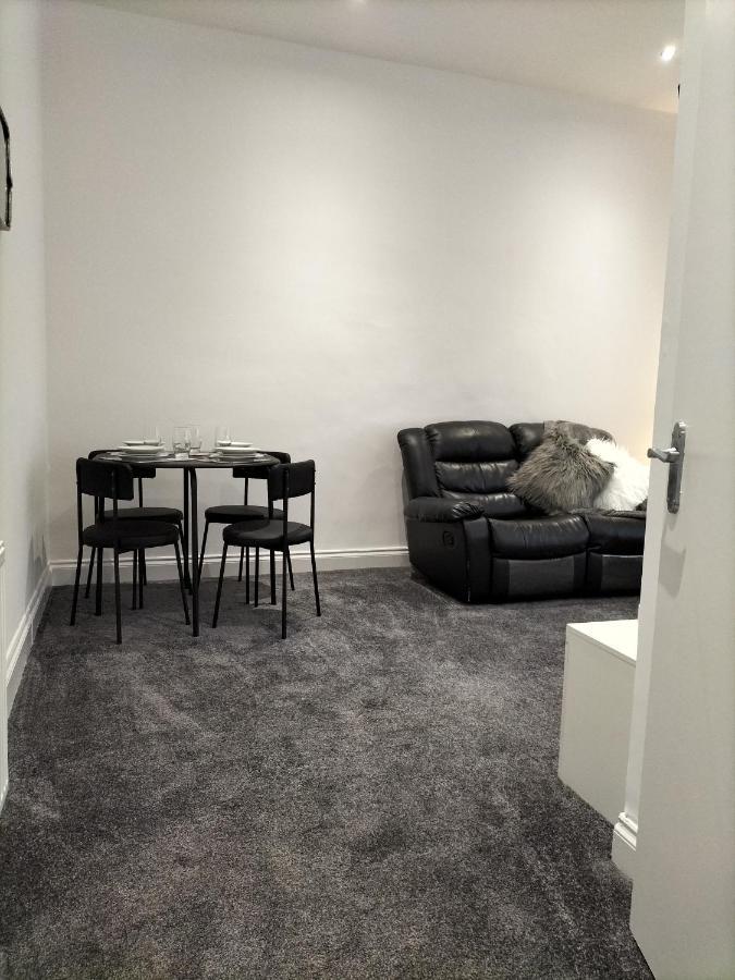 Maze Great Escape Appartement Ayr Buitenkant foto